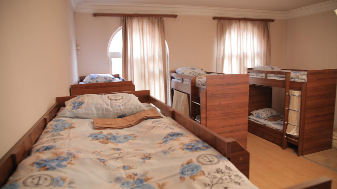 Noy Hostel Yerevan Exterior photo