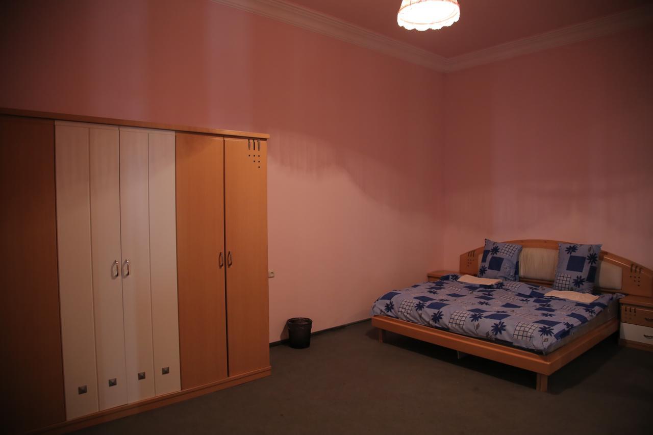 Noy Hostel Yerevan Exterior photo